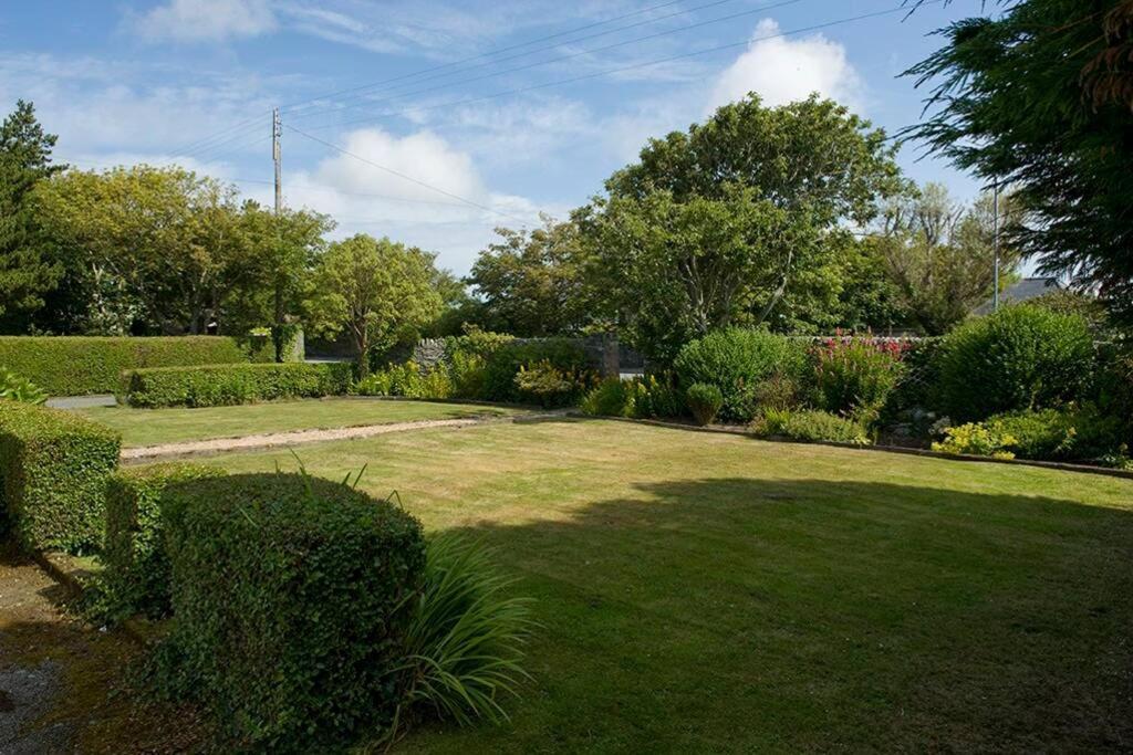 Cae Grugog Cottage-3 Bed-Sleeps 6-Ground Floor Bathroom Trearddur Exterior photo