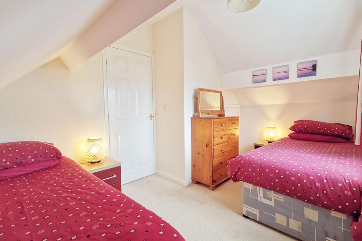 Cae Grugog Cottage-3 Bed-Sleeps 6-Ground Floor Bathroom Trearddur Exterior photo